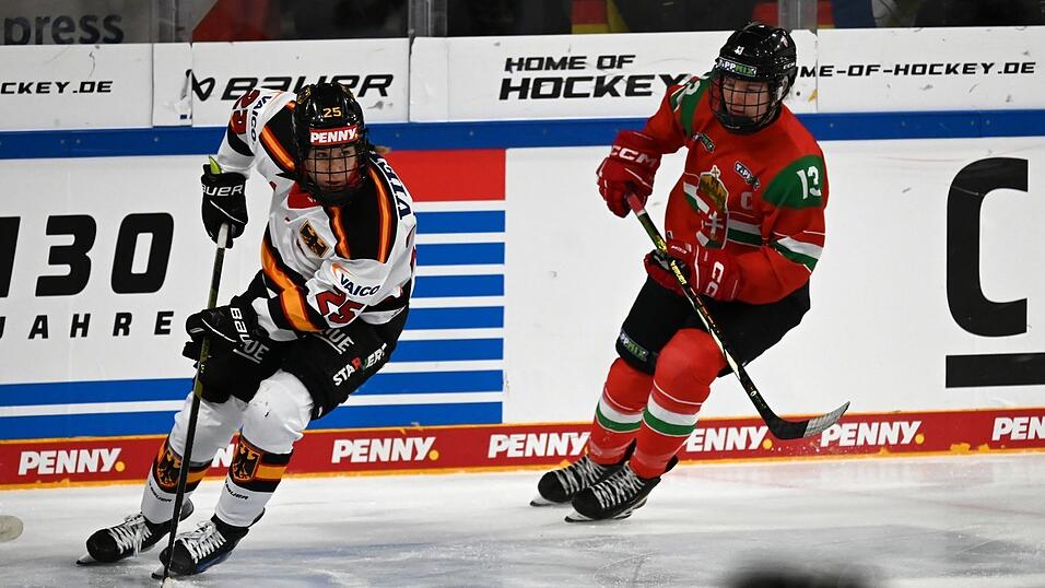 Laura Kluge (l) spielt in der nordamerikanischen Profiliga PWHL.