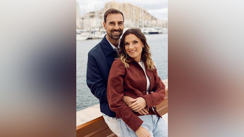 Kennengelernt haben sich Anni und Peter bei einem Dreh.