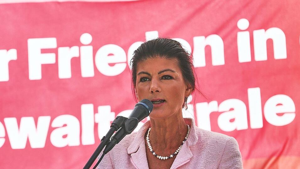 Sahra Wagenknecht zweifelt an der demokratischen Legitimation der Bundesregierung. Ihre Partei, das BSW, verfehlte den Einzug in den Bundestag nur um knapp 10.000 Stimmen. Sahra Wagenknecht zweifelt an der demokratischen Legitimation der Bundesregierung. Ihre Partei, das BSW, verfehlte den Einzug in den Bundestag nur um knapp 10.000 Stimmen.