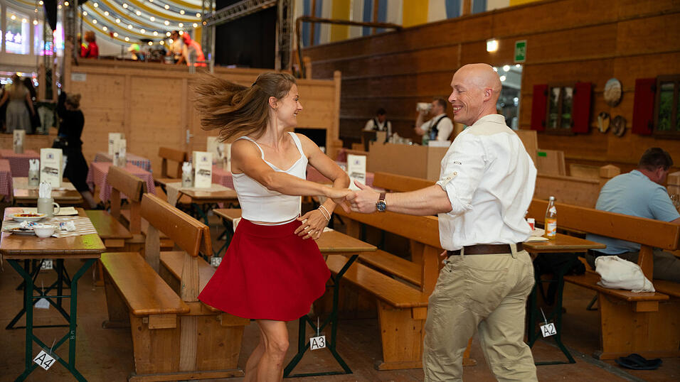 Die Partybilder vom Donnerstag, 13. August, aus dem Festzelt Reisinger. Die Partybilder vom Donnerstag, 13. August, aus dem Festzelt Reisinger.