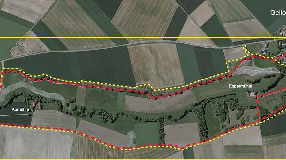Die Aitrachaue ist so gro&szlig; wie knapp 200 Fu&szlig;ballfelder und liegt zwischen Geltolfing und Kienoden (Gemeinde Salching).
