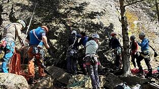 Die Teilnehmer am Mehrseill&auml;ngen-Kletterkurs am Kaitersberg