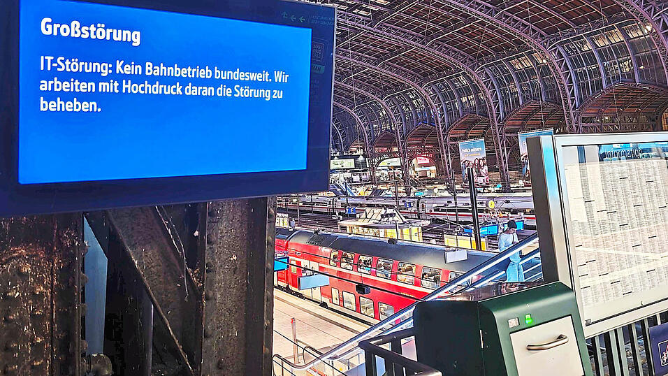 So wie hier im Hamburger Hauptbahnhof stand in der Nacht zu Mittwoch der Zugverkehr bundesweit still. So wie hier im Hamburger Hauptbahnhof stand in der Nacht zu Mittwoch der Zugverkehr bundesweit still.