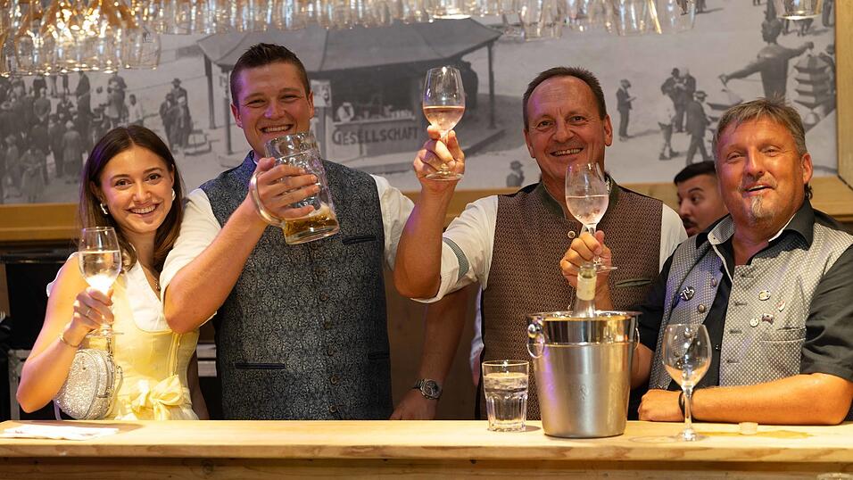 Die Partybilder vom Samstag, 8. August, aus dem Festzelt Krönner. Die Partybilder vom Samstag, 8. August, aus dem Festzelt Krönner.
