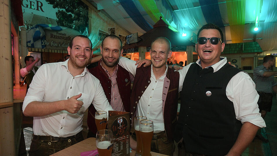 Die Partybilder vom Mittwoch, 16. August 2023, aus dem Festzelt Reisinger. Die Partybilder vom Mittwoch, 16. August 2023, aus dem Festzelt Reisinger.