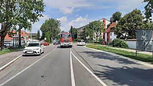 Bei einem Unfall an der Kreuzung Rottenburger Straße/Industriestraße wollten Autofahrer die Straßensperrung nicht hinnehmen. Bei einem Unfall an der Kreuzung Rottenburger Straße/Industriestraße wollten Autofahrer die Straßensperrung nicht hinnehmen.
