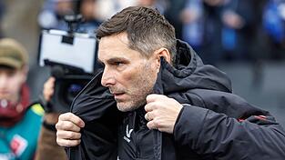 Hertha-Trainer Stefan Leitl fordert von seinen Profis mehr Intensität auf dem Platz. (Archivbild) Hertha-Trainer Stefan Leitl fordert von seinen Profis mehr Intensität auf dem Platz. (Archivbild)