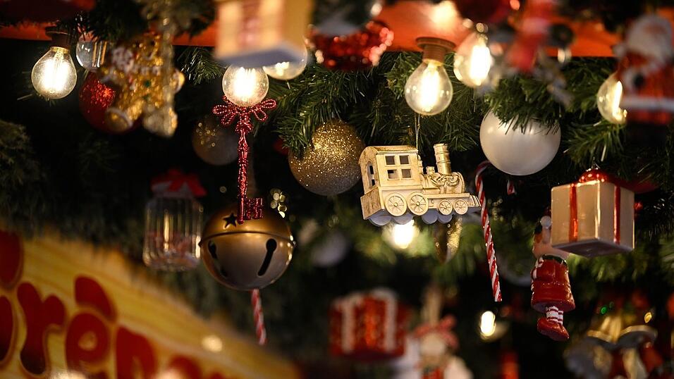 Der Markt in Duderstadt wurde am Abend geräumt. (Symbolbild) Der Markt in Duderstadt wurde am Abend geräumt. (Symbolbild)