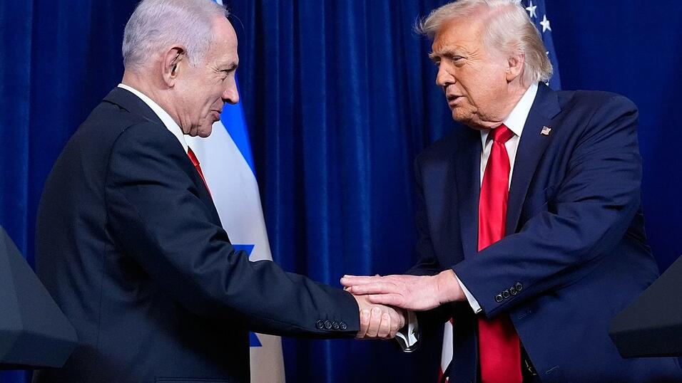 Donald Trump stellt sich dem Szenario einer Festnahme Netajahus in den USA strikt entgegen. (Archivbild) Donald Trump stellt sich dem Szenario einer Festnahme Netajahus in den USA strikt entgegen. (Archivbild)