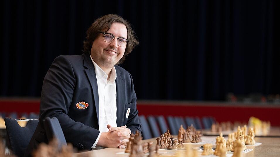 Paul Meyer-Dunker, Pr&auml;sident des Deutschen Schachbundes, sieht die deutsche Schachszene im Aufwind.