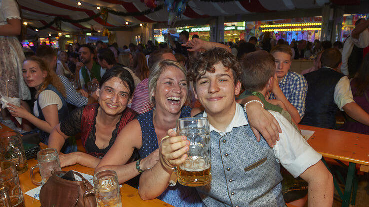 Die Partybilder vom Sonntag, 14. August 2022, aus dem Festzelt Lechner.