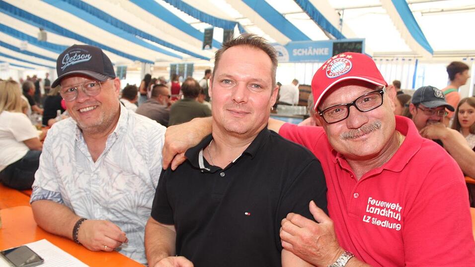 Zur Musik von Headless wurde ausgelassen gefeiert.