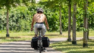 Am Donnerstag werden laut DWD H&ouml;chsttemperaturen von bis zu 38 Grad erwartet. (Symbolbild)
