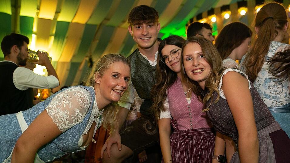Die Partybilder von Donnerstag, 18. August 2022, aus dem Festzelt Wenisch.