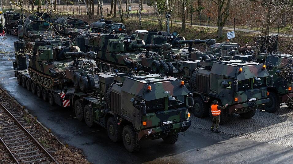 Die europ&auml;ischen Staaten r&uuml;sten auf und &uuml;ben f&uuml;r den Ernstfall.