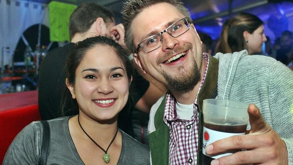 Die besten Bilder vom Wein- und Wei&szlig;bierfest des Burschenvereins Arth und der M&auml;dchengruppe.
