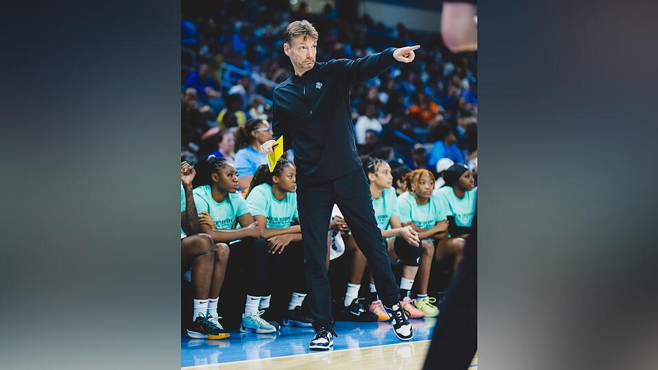 Lange war in den USA für New York Liberty tätig.