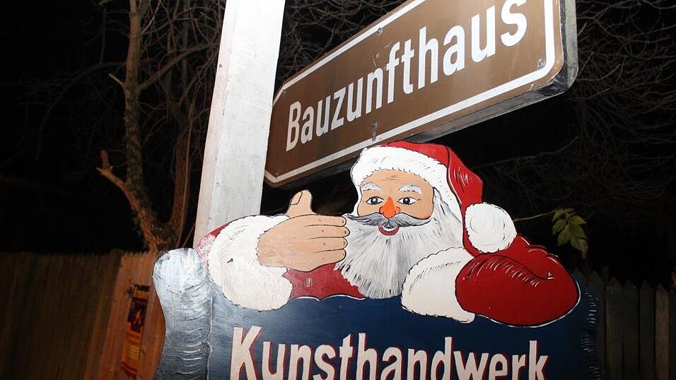 In Landshut lockten am Wochenende der Kunsthandwerkermarkt und die H&uuml;ttengaudi zahlreiche Besucher an.