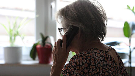 Symbolfoto: Eine Seniorin fiel in Altfraunhofen auf Trickbetr&uuml;ger herein.&nbsp;