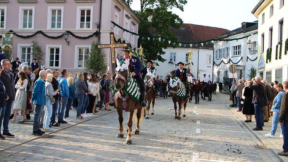 613 Jahre Kötztinger Pfingstritt 613 Jahre Kötztinger Pfingstritt