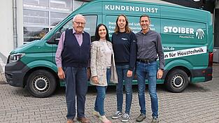 Sie sind froh, mit Hannah Stoiber eine kompetente wie fleißige und wissbegierige Mitarbeiterin gefunden zu haben: Opa Willi Stoiber, Tante Martina Heuschmann und Onkel Bernhard Stoiber freuen sich über den perfekt ausgebildeten Zuwachs im Familienunternehmen.