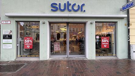 Die Sutor-Filiale in der Landshuter Altstadt. Die Sutor-Filiale in der Landshuter Altstadt.