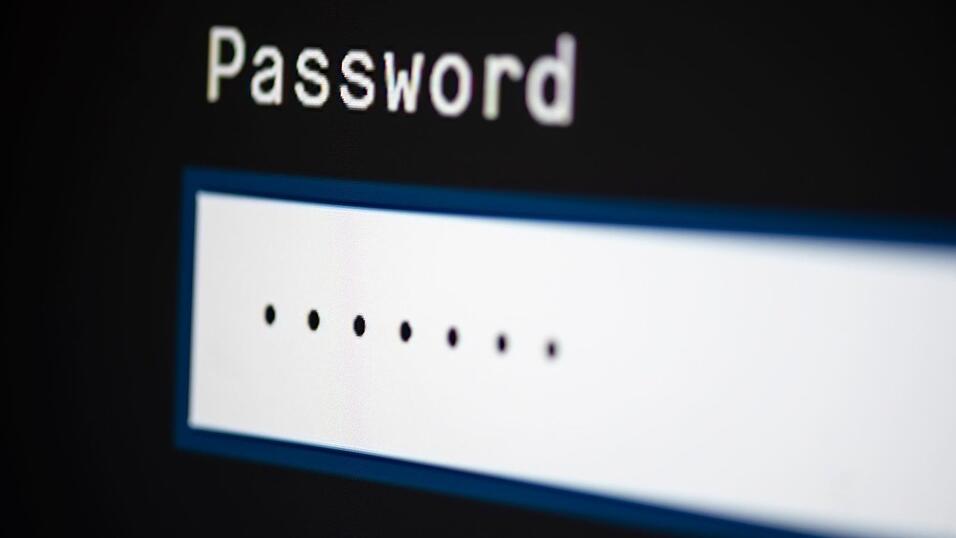 Viele Internetnutzer vernachl&auml;ssigen den Schutz ihrer E-Mail-Konten drastisch. (Symbolbild)