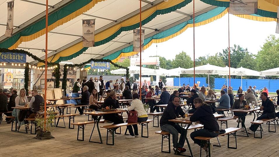 Das Herbstfest in Straubing findet ab dem heutigen Freitag am Großparkplatz Hagen statt.