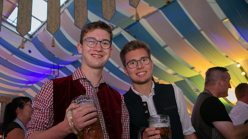 Die Partybilder von Sonntag, 21. August 2022, aus dem Festzelt Wenisch.