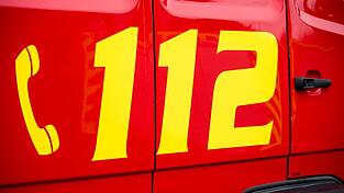 Die Feuerwehr brachte die Flammen unter Kontrolle. (Symbolbild) Die Feuerwehr brachte die Flammen unter Kontrolle. (Symbolbild)