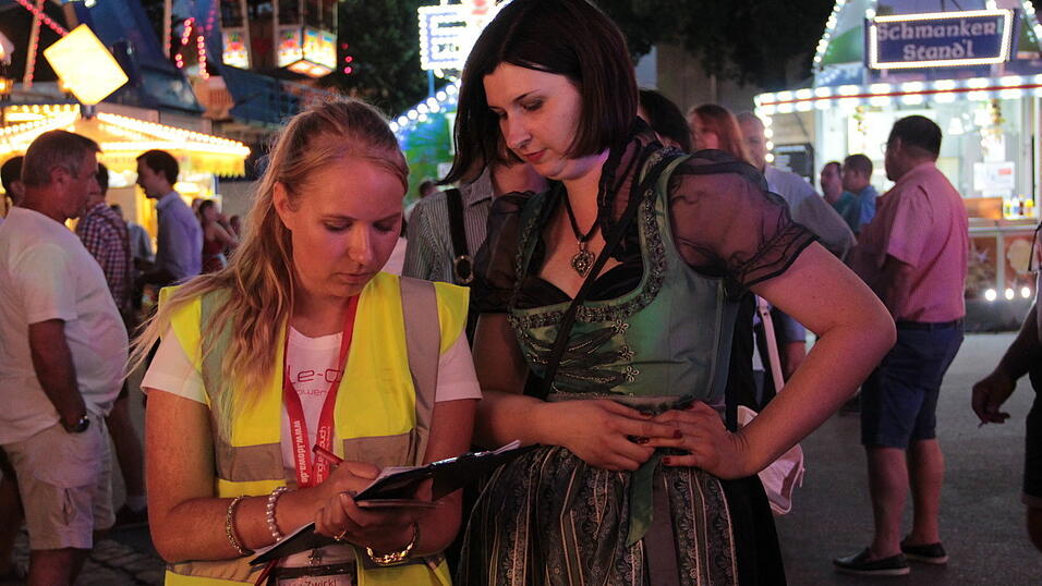 Schnappsch&uuml;sse von der Single-Couch aufgenommen am Donnerstag, 13. August (Foto: Paul Przybilla)