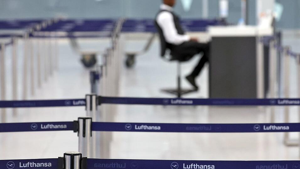 Wenig Betrieb herrschte bereits am Dienstag in den Lufthansa-Terminals. Wenig Betrieb herrschte bereits am Dienstag in den Lufthansa-Terminals.
