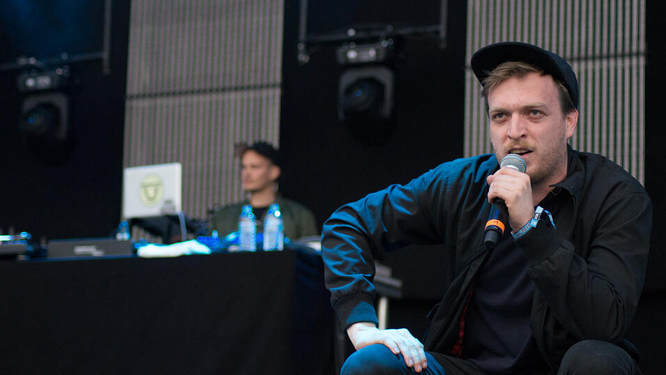 Impressionen vom ersten Tag des Pfingst-Open Airs in Salching. (Fotos: Regina Hölzel) Impressionen vom ersten Tag des Pfingst-Open Airs in Salching. (Fotos: Regina Hölzel)