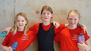 Die Youngsters des RC Isar Niederp&ouml;ring: (v.l.) Klara und Anna Schmidt Ramsin sowie Leni Schosser.