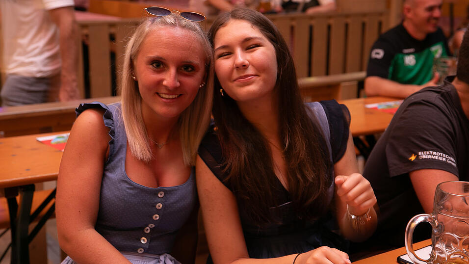 Die Partybilder vom Samstag, 9. August, aus dem Festzelt Greindl. Die Partybilder vom Samstag, 9. August, aus dem Festzelt Greindl.