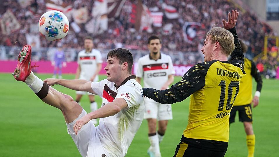 Nichts f&uuml;r &Auml;stheten: Der BVB besiegt den FC St. Pauli.