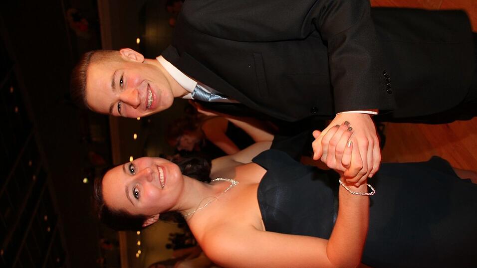 Die Bilder vom Abschlussball der Tanzschule Seidel in der Fraunhofer-Halle am 28. November. Die Bilder vom Abschlussball der Tanzschule Seidel in der Fraunhofer-Halle am 28. November.