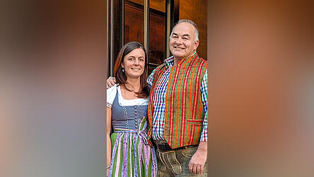 Das Wirtsehepaar Elke und Josef Fuchs verabschiedet sich Ende Januar vom 'Augustiner'.