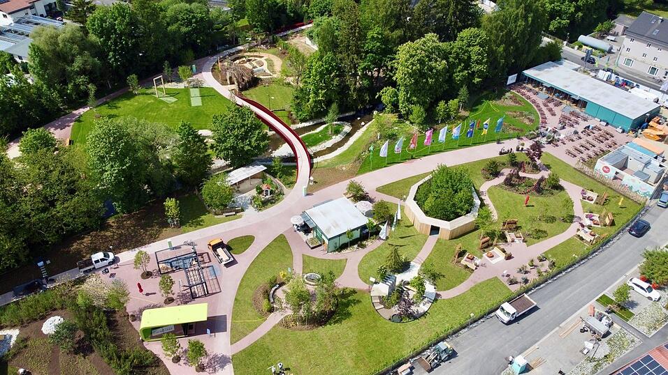 So sonnig wie auf diesem Foto war es in den vergangenen Wochen in Furth im Wald leider nicht oft. Dennoch blieben die Besucher der Landesgartenschau nicht aus. So sonnig wie auf diesem Foto war es in den vergangenen Wochen in Furth im Wald leider nicht oft. Dennoch blieben die Besucher der Landesgartenschau nicht aus.