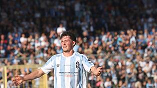 Matchwinner beim ersten 1860-Heimsieg der neuen Saison: Lance Fiedler. (Archivbild) Matchwinner beim ersten 1860-Heimsieg der neuen Saison: Lance Fiedler. (Archivbild)