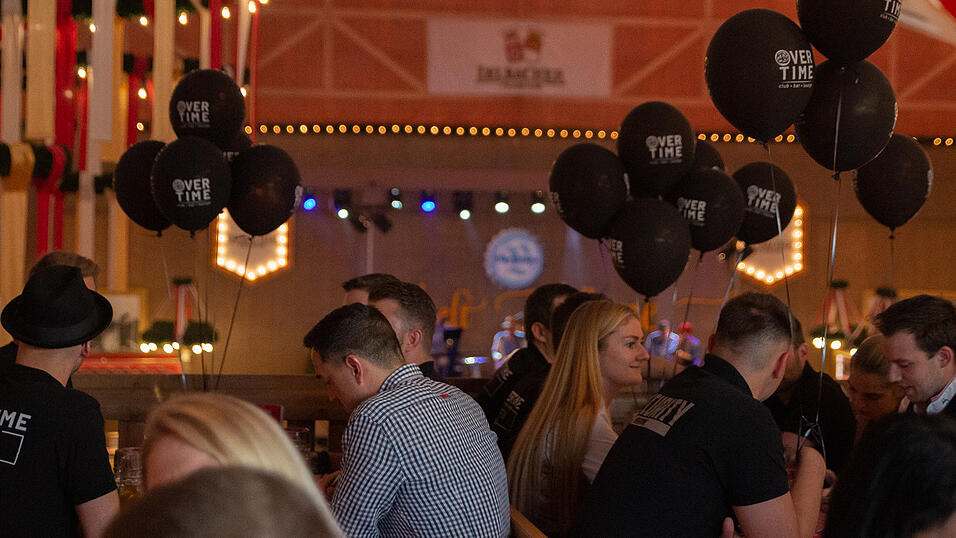 Die Partybilder von Dienstag, 16. August 2022, aus dem Festzelt Krönner.
