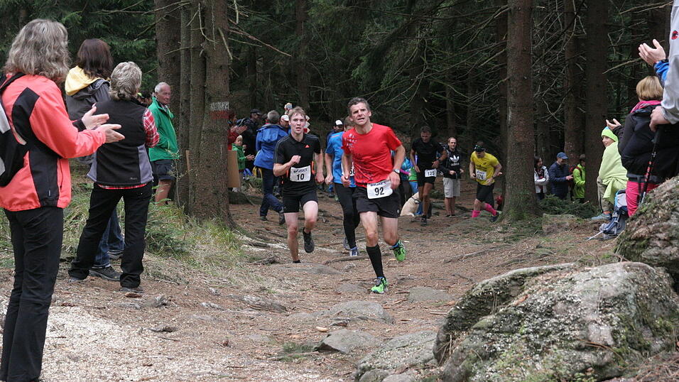 Insgesamt 285 Athleten gingen beim 3. Internationalen Kaitersberglauf an den Start. (Foto: rr)