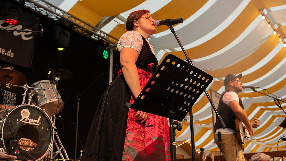 Die Partybilder vom Samstag, 12. August 2023, aus dem Festzelt Nothaft. Die Partybilder vom Samstag, 12. August 2023, aus dem Festzelt Nothaft.