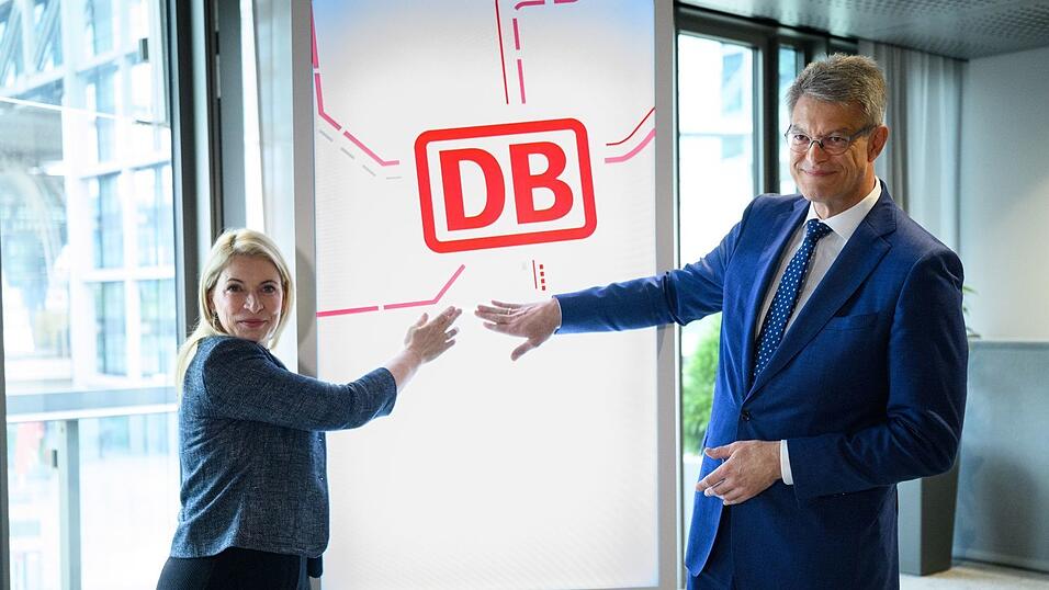 Schnieder installierte die neue Bahnchefin. (Archiv-Foto) Schnieder installierte die neue Bahnchefin. (Archiv-Foto)