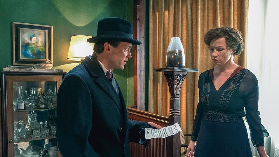 Star-Designer Walter Gropius (August Diehl) war mit der freiheitsliebenden Alma Mahler (Birgit Minichmayr) verheiratet.