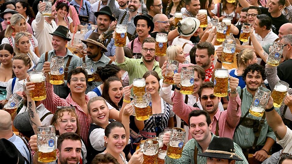 «Die Krüge hoch!» (Archivbild)
