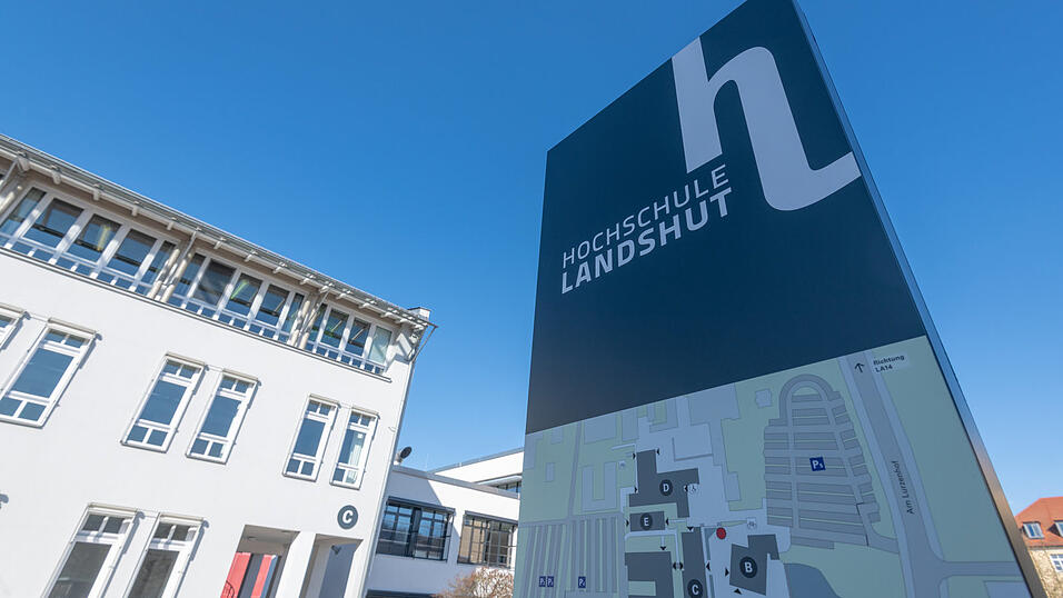 Der Hochschulrat der HAW hat die beiden Vizepräsidenten am vergangenen Freitag gewählt. Der Hochschulrat der HAW hat die beiden Vizepräsidenten am vergangenen Freitag gewählt.