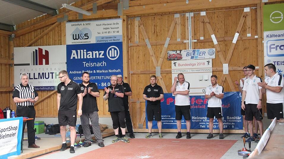 Trotz einer 3:1-F&uuml;hrung mussten sich die Buam aus dem Lamer Winkel am Ende dem TSV Hartpenning verdient mit 3:7 geschlagen geben.