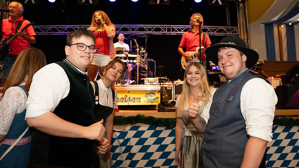 Die Partybilder vom Donnerstag, 13. August, aus dem Festzelt Reisinger. Die Partybilder vom Donnerstag, 13. August, aus dem Festzelt Reisinger.