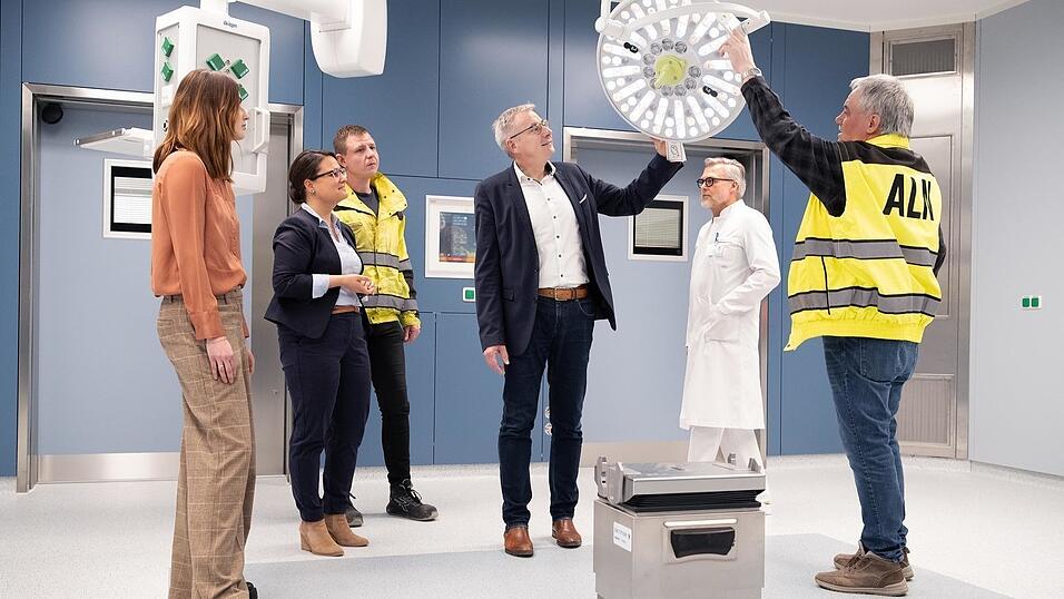 In den neuen Operationss&auml;len am Standort Dingolfing
